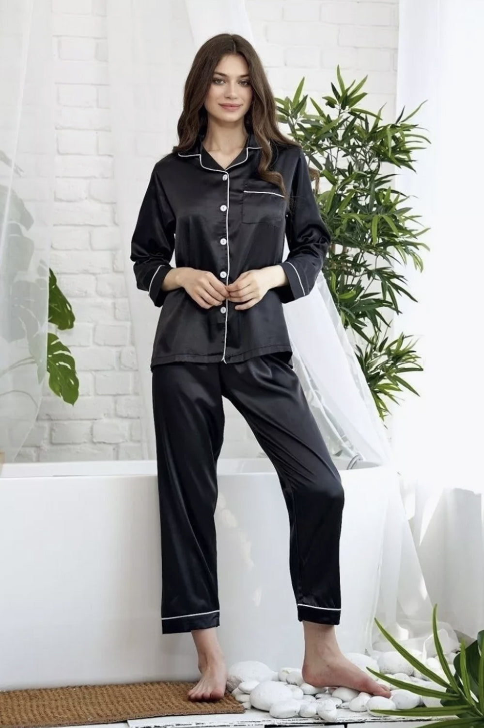 Classic Satin Elegance Long Sleeve Pajama Set – Timeless Comfort